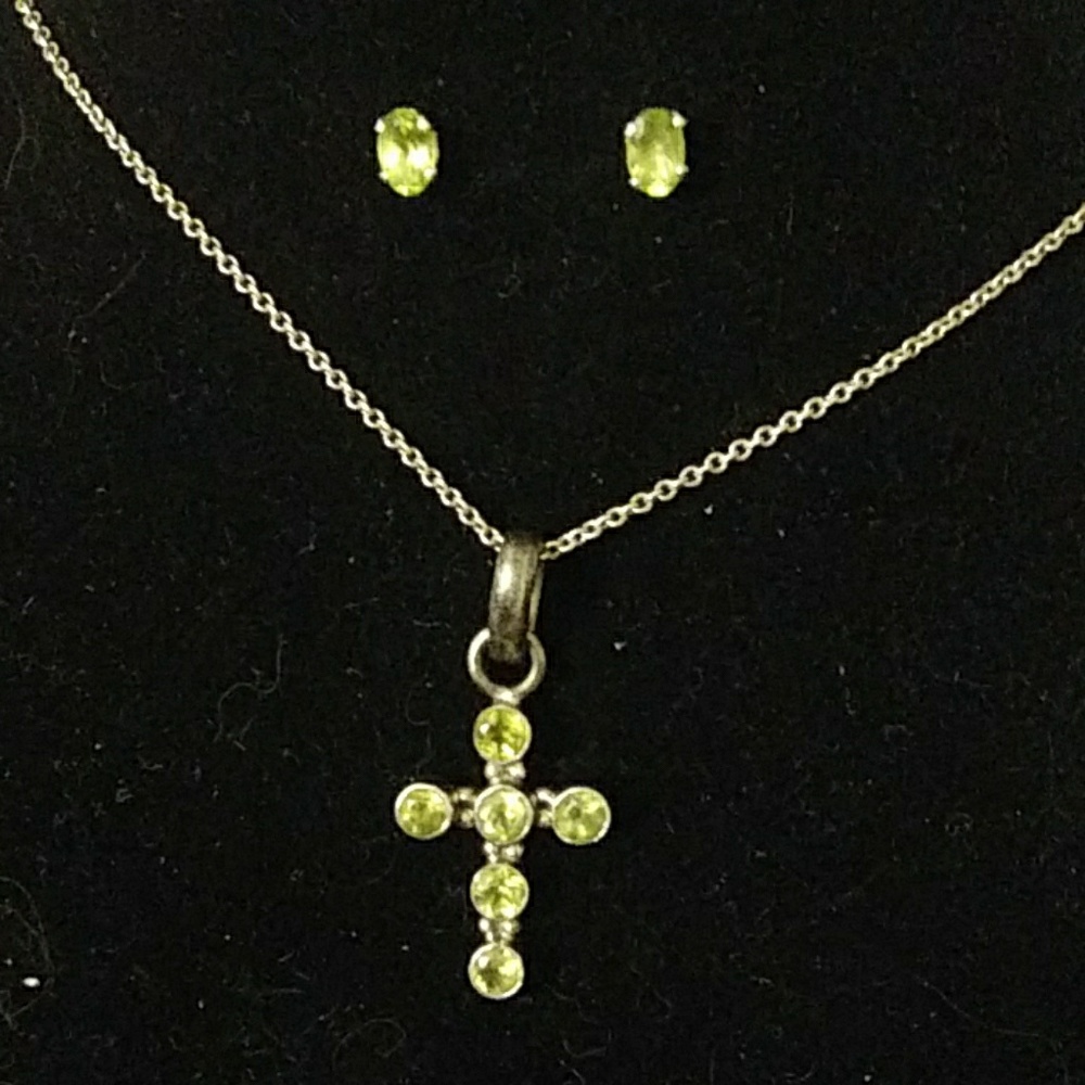 Peridot Cross 2 piece Jewelry Set